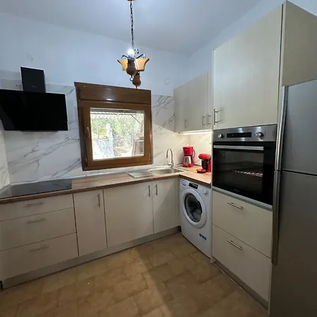 Casa vacanze Enjoy With Sea View Loutra Elevtheron